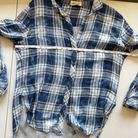 Anthropologie Cloth & Stone Plaid Button down, cloud wash top - Size Medium - Picture 9 of 12